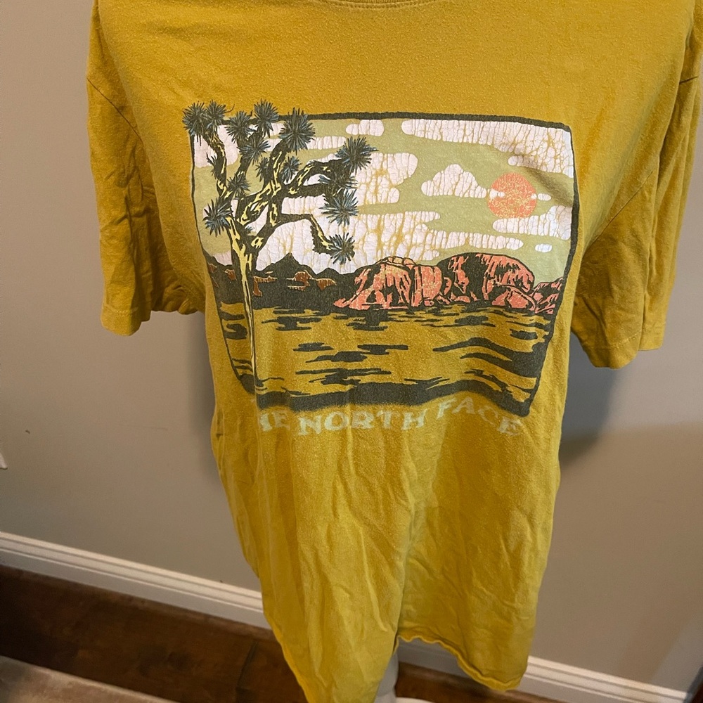 The North Face Graphic Mustard T-Shirt - Picture 6 of 7